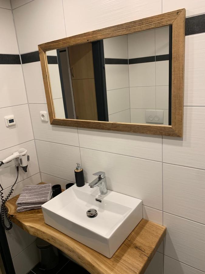 Ferienwohnung Chrisi Im Kulmhof タウプリッツ エクステリア 写真